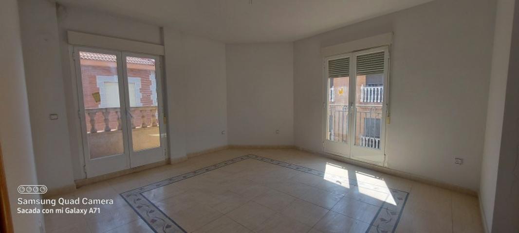 Piso en Venta en Villarrubia de los Ojos, Ciudad Real photo 0