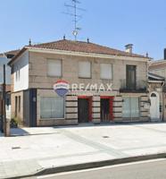 Edificio de uso mixto en venta en Avenida Galicia, O Porriño photo 0