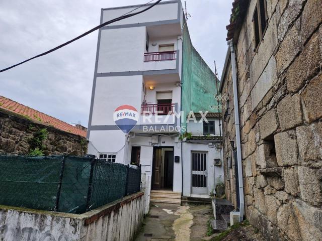 Edificio residencial en venta en Calle Busto de Abaixo, Marin photo 0