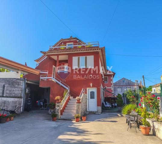 Casa - Chalet independiente en venta en Carretera do Portal, Valladares, Vigo photo 0