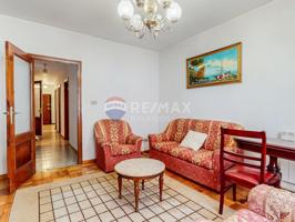 Piso en venta en Calle Alonso Ojeda, Teis, Vigo photo 0