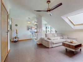 Ático con terraza en venta en Calle Simón del Mazo, O Rosal photo 0