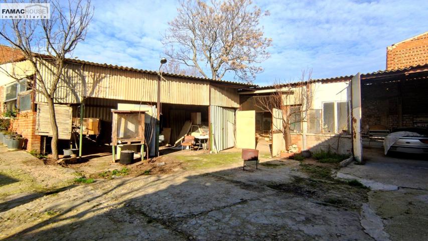 Terreno con vivienda en San Martín de la Vega photo 0