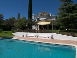 Villa En venta en Alhaurín de la Torre photo 0