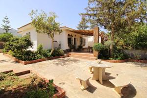 Villa En venta en Alhaurín de la Torre photo 0