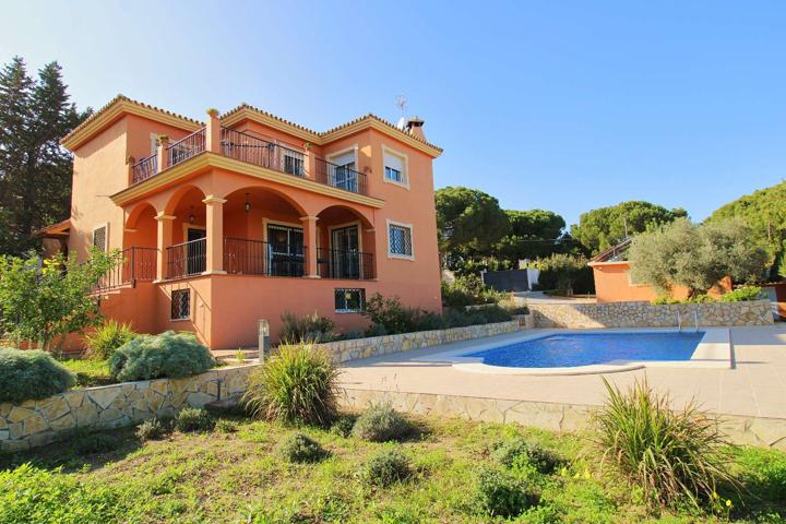 Villa En venta en Alhaurín de la Torre photo 0