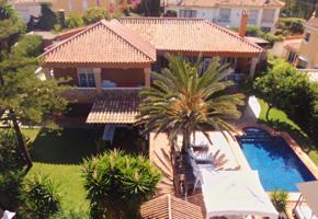 Villa En venta en Alhaurín de la Torre photo 0