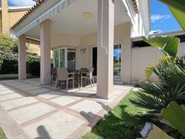 Chalet en venta en Norte(11407) photo 0