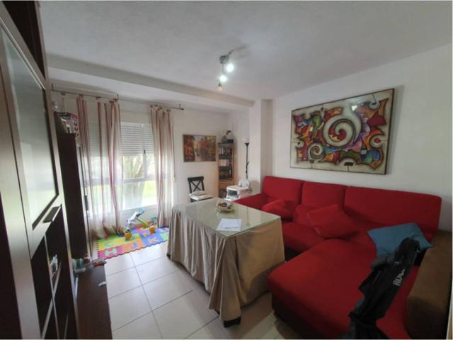 SE VENDE APARTAMENTO CON PLAZA DE GARAJE Y TRASTERO photo 0