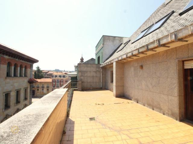 Piso En venta en Oviedo photo 0