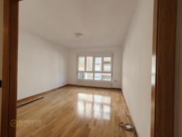Piso En alquiler en Oviedo photo 0