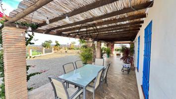 Villa En venta en Almáchar photo 0