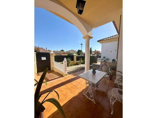 Chalet en venta en Vistahermosa photo 0