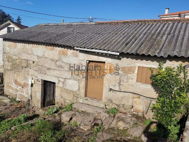 CASA PARA RESTAURAR EN LOURIDO MUY CERCA DE LA PLAYA photo 0