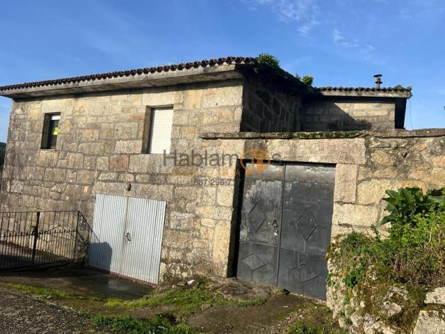 CASA PARA RESTAURAR EN VILARCHAN - PONTECALDELAS photo 0