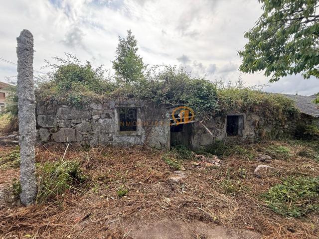 CASA EN RUINAS CON TERRENO photo 0