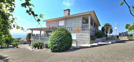 Unifamiliar En venta en Vilagarcía de Arousa photo 0