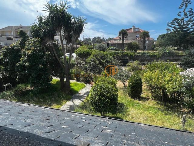 EXCLUSIVO CHALET EN SAN VICENTE DO GROVE photo 0