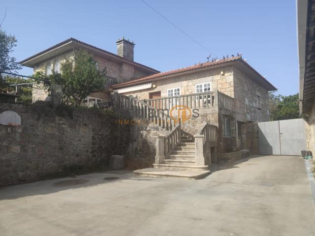 Casa En venta en Vilanova de Arousa photo 0
