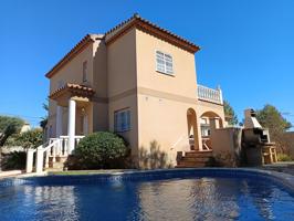 Bonita casa con piscina en Las Tres Calas, con HUTTE photo 0