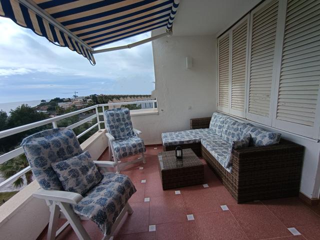 Apartamento espacioso con grandes terrazas y vistas al mar y a la montaña, cerca de la playa photo 0
