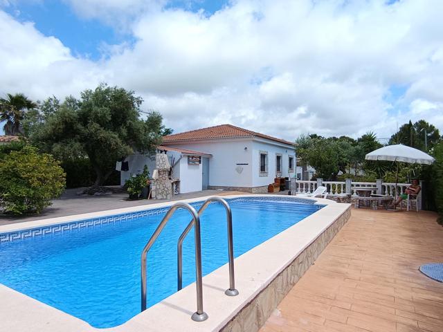 Bonita villa reformada con piscina cerca de la playa en L'Ametlla de Mar photo 0