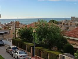 Magnífico piso con vistas al mar cerca de la playa con piscina y parking photo 0