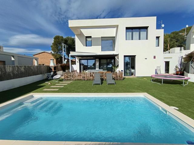 Casa nueva autosuficiente con jardín y piscina en Las Tres Calas photo 0