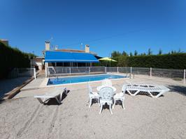 Chalet individual con piscina a 300 mts de la playa y del puerto en Calafat photo 0