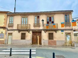 EDIFICIO PARA REHABILITAR-CON LICENCIA PARA RESIDENCIA DE ESTUDIANTES- photo 0