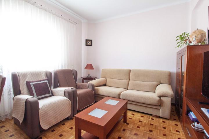 PISO A LA VENTA DE TRES HABITACIONES JUNTO A MADRID RIO photo 0