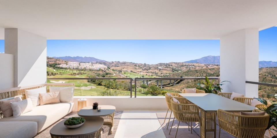 Espectacular apartamento contemporáneo con 2 habitaciones y 2 baños en primerísima linea de golf photo 0