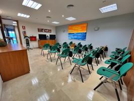 Oficina En venta en Santa Cristina-San Rafael, Málaga photo 0