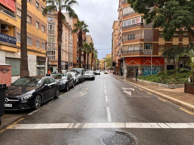 Piso en venta en Avenida de Barcelona photo 0