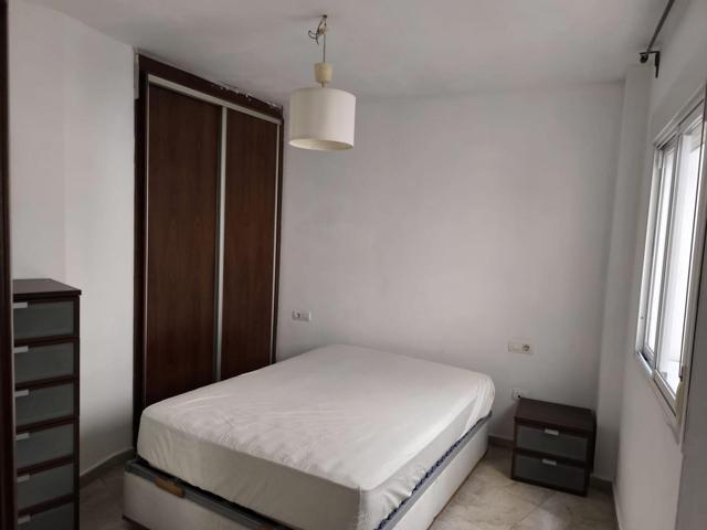 Piso En venta en Parque Victoria Eugenia, Málaga photo 0