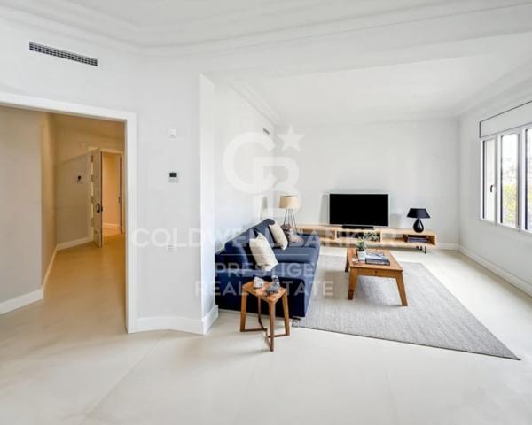 Piso En venta en Barcelona photo 0