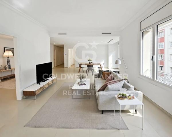 Piso En venta en Sarrià, Barcelona photo 0
