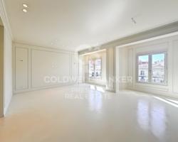 Piso En venta en Barcelona photo 0
