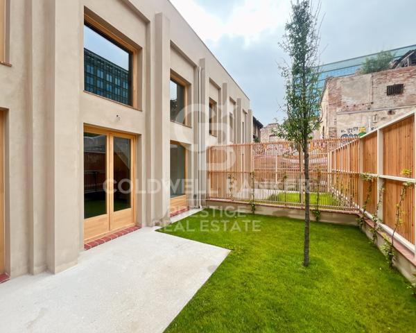 Dúplex En venta en Barcelona photo 0