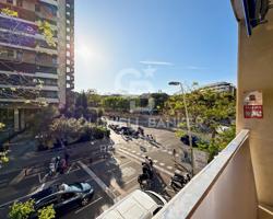 Piso En venta en Barcelona photo 0