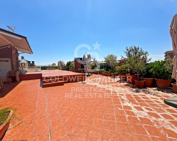  Ático En venta en Barcelona photo 0