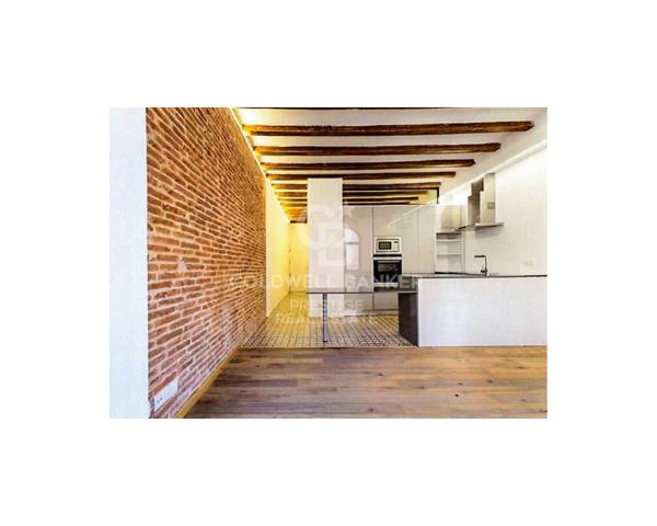 Piso En venta en Barcelona photo 0