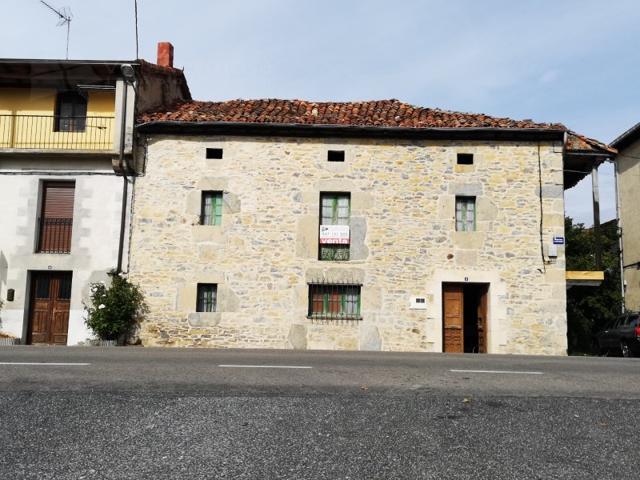 Casa En venta en Merindad De Montija photo 0