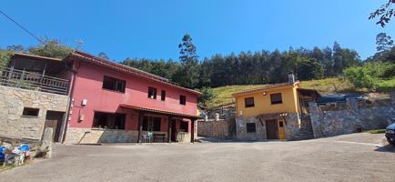 Magnifico conjunto formado por tres construcciones ideal residencial o negocio photo 0
