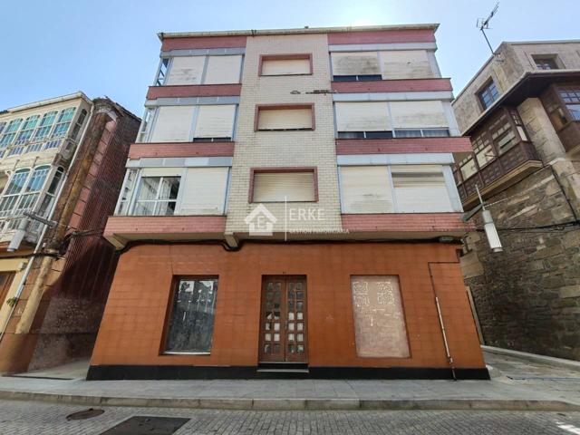 SE VENDE EDIFICO EN EL CENTRO DE CÉE photo 0