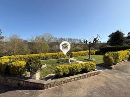 Casa a 4 vientos con gran jardín photo 0
