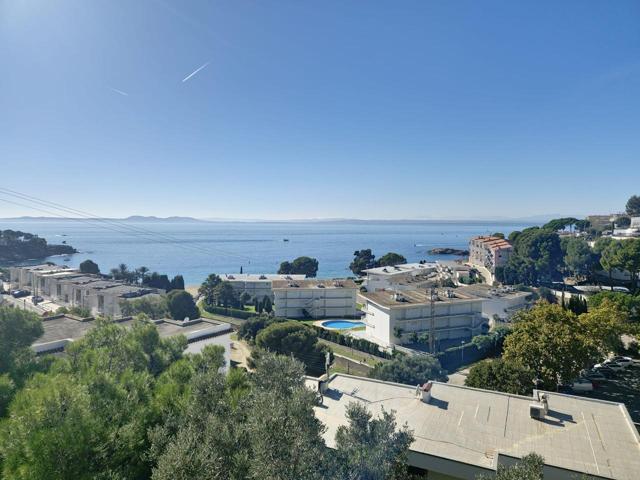 Roses, Almadrava, casa triplex independiente con 4 dormitorios y varias terrazzas photo 0