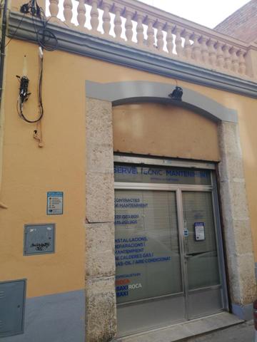Edificio con azotea en el centro de Figueres para reformar! photo 0