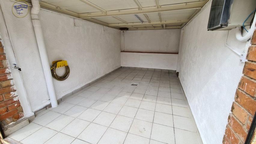 Oportunidad Local en Castellar! photo 0