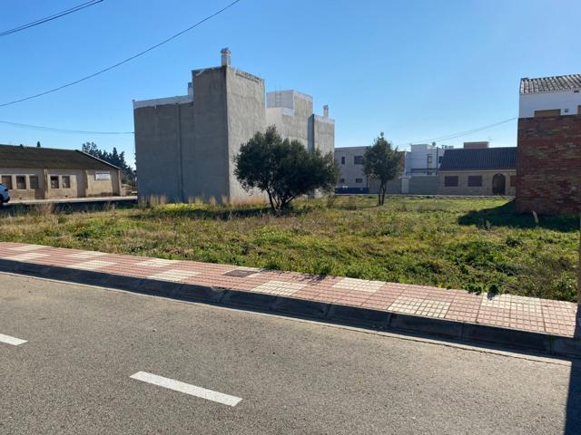 VENTA DE PARCELA URBANA EN L'ALDEA photo 0